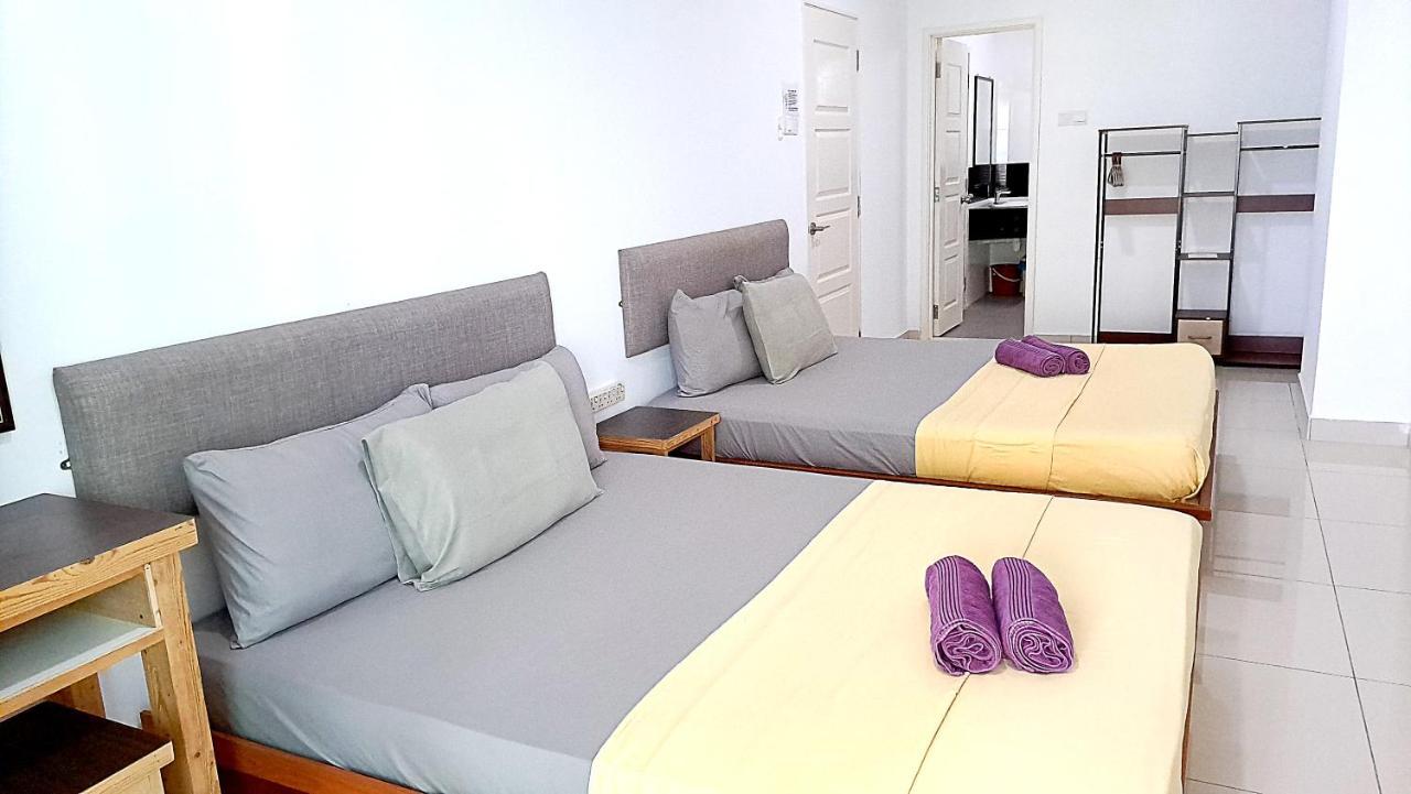 Mansion One Entire House 3 Queenbeds - Spacious Balcony Seaview ジョージタウン エクステリア 写真
