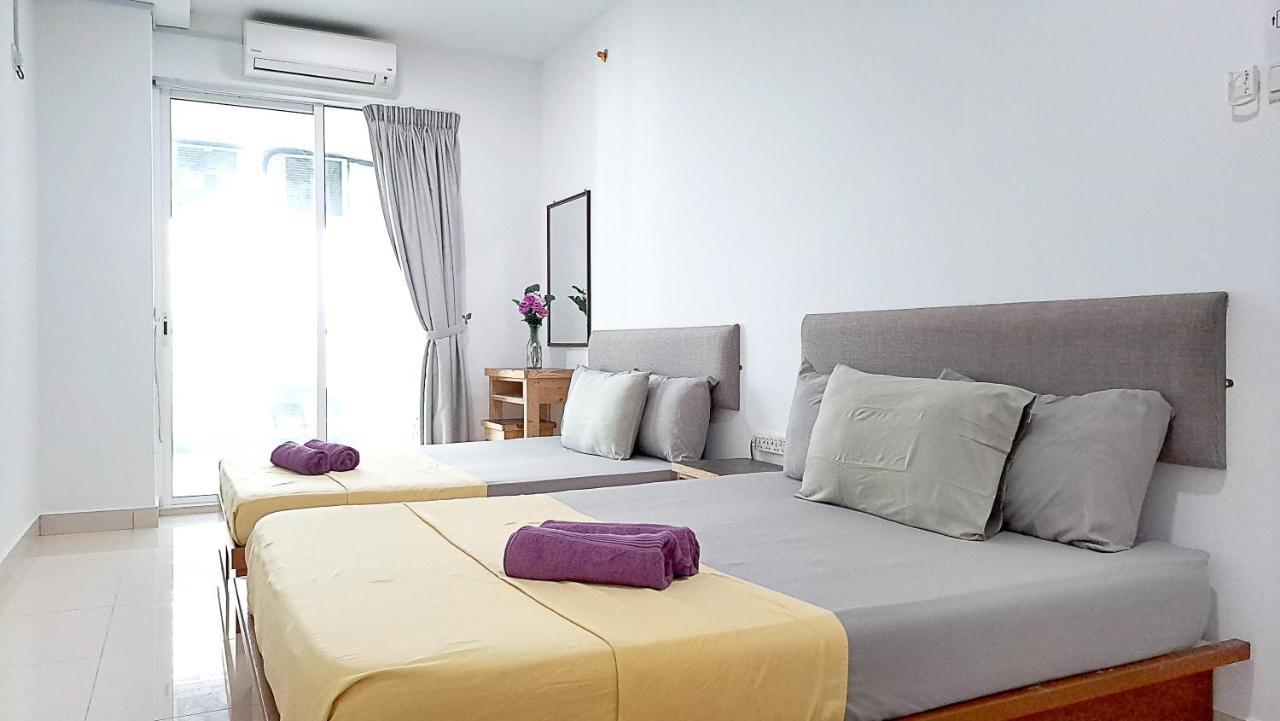 Mansion One Entire House 3 Queenbeds - Spacious Balcony Seaview ジョージタウン エクステリア 写真